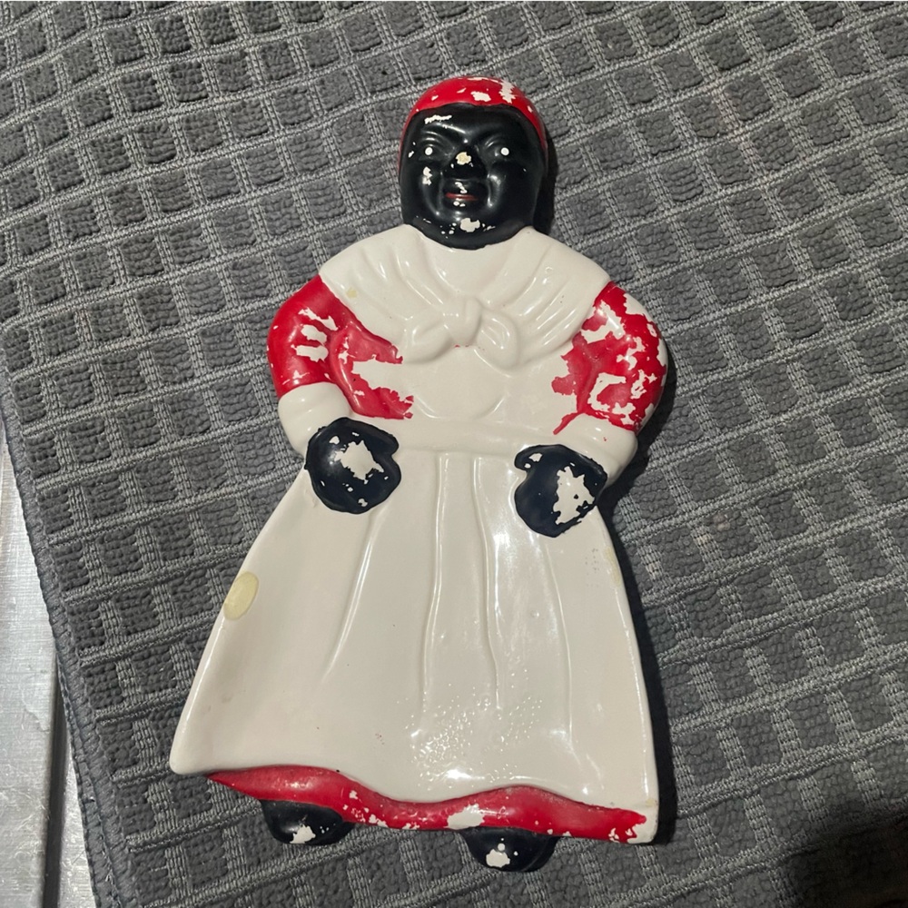 Ceramic Dish - Picture 2 of 3